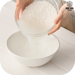 Bí Quyết Chăm Sóc Tóc Đen Suôn Mượt Tại Nhà Đơn Giản Dễ Làm