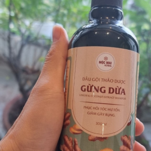 Dầu gội Gừng Dừa