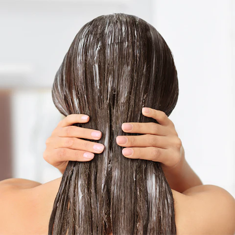 Cách chăm sóc tóc ngày nồm ẩm